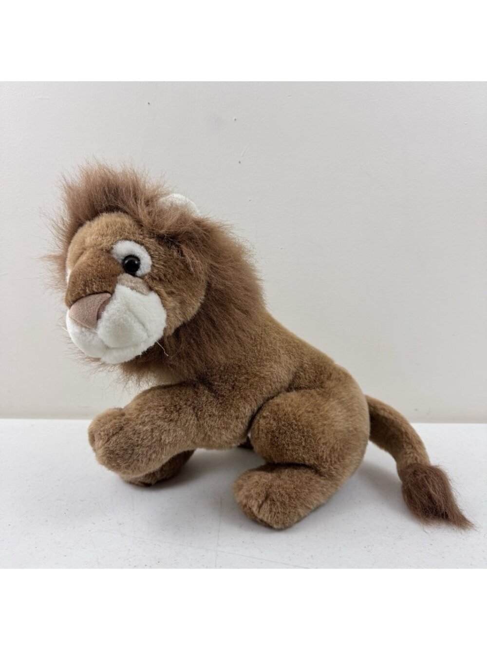 Creations T.L. Toys Lion Plush Toy Stuffed Animal Vintage 1993 Posed Paw